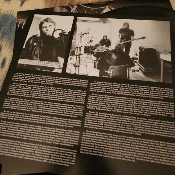 NIRVANA Self-Titled Vinyl LP Greatest Hits 2015 Geffen with Insert - Picture 5 of 5